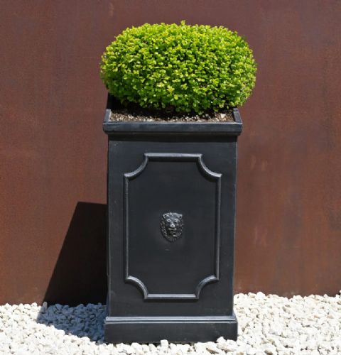 Superior Quality Faux Lead Clayfibre Tall Lion Head Planter